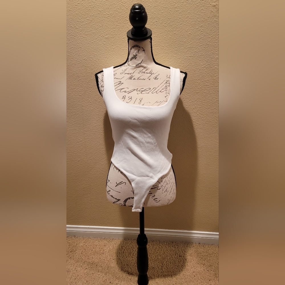 Zara White Ribbed Body Suit